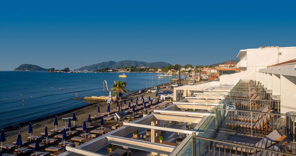 Hotel Mandala Seafront 3*